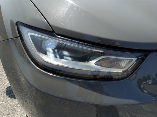 used 2022 Chrysler Pacifica car, priced at $21,651
