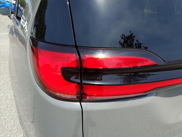 used 2022 Chrysler Pacifica car, priced at $21,651