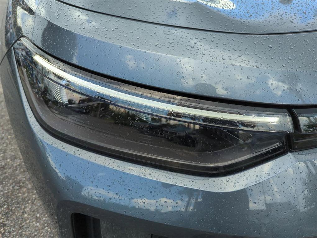 new 2025 Volkswagen Tiguan car, priced at $32,799