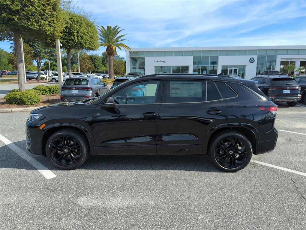 new 2025 Volkswagen Tiguan car, priced at $36,424