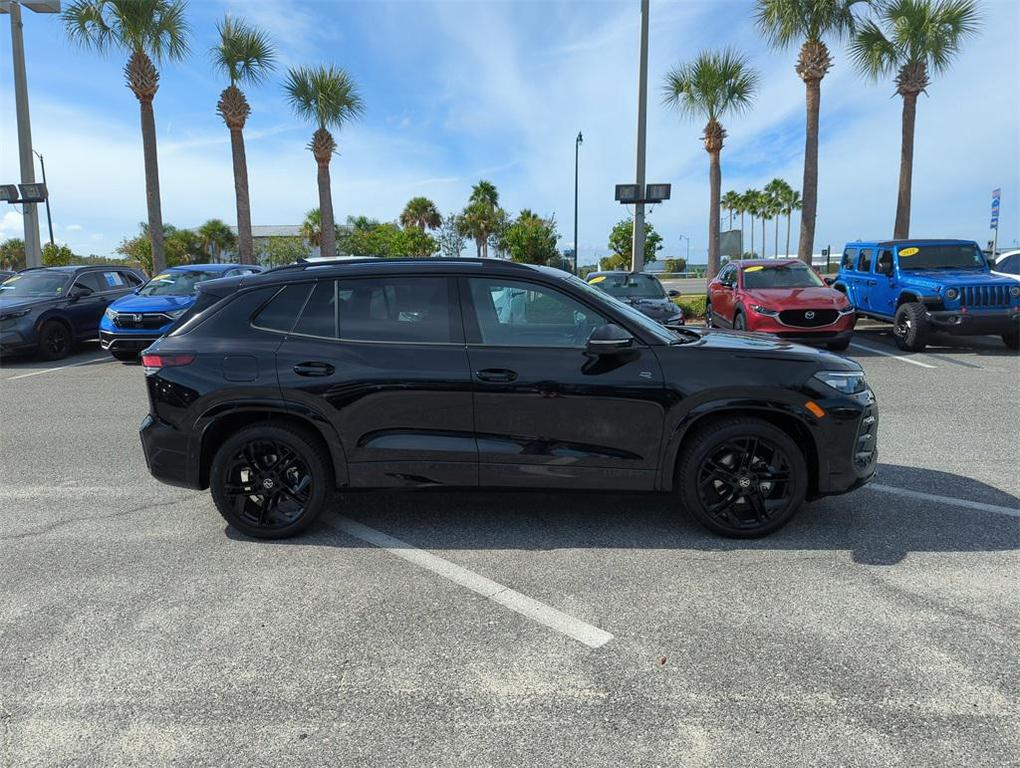 new 2025 Volkswagen Tiguan car, priced at $36,424