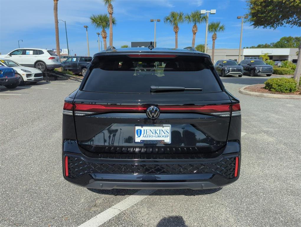 new 2025 Volkswagen Tiguan car, priced at $36,424