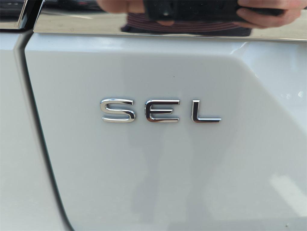 new 2026 Volkswagen Atlas car, priced at $56,221