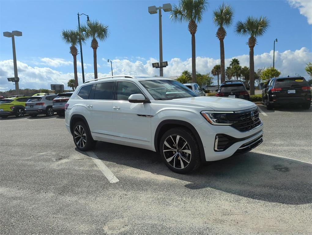 new 2026 Volkswagen Atlas car, priced at $56,221