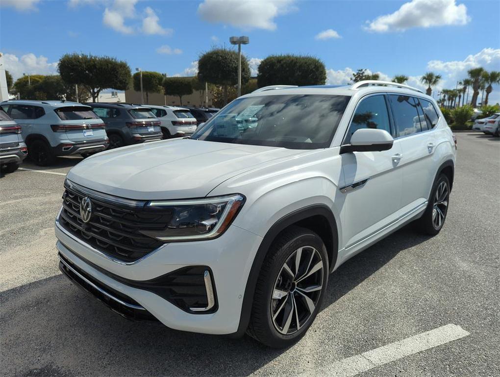 new 2026 Volkswagen Atlas car, priced at $56,221