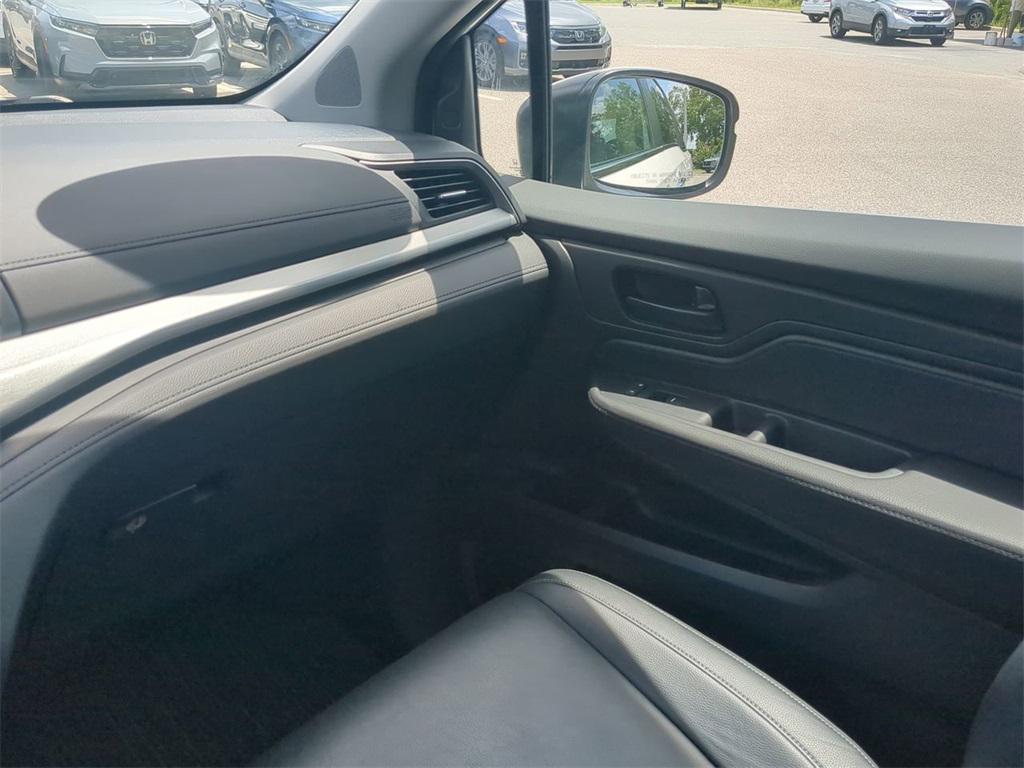 used 2024 Honda Odyssey car, priced at $37,399