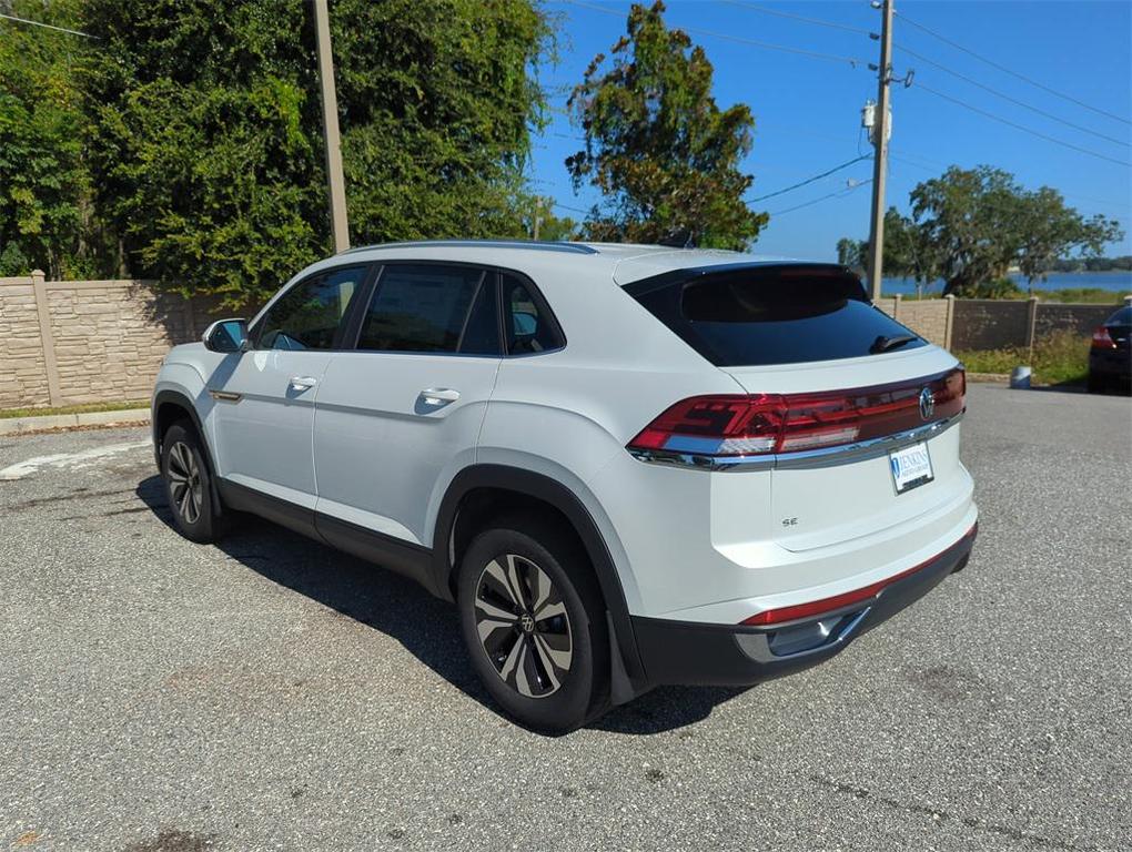 new 2026 Volkswagen Atlas Cross Sport car, priced at $39,635