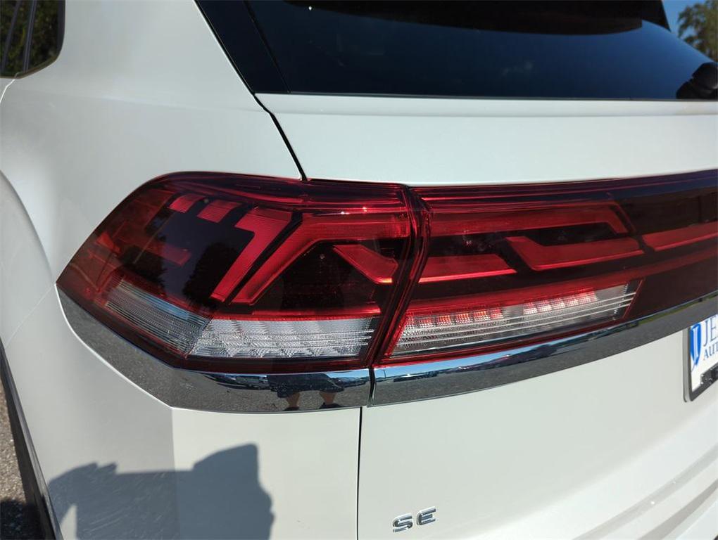 new 2026 Volkswagen Atlas Cross Sport car, priced at $39,635