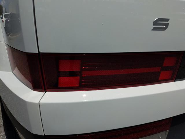 used 2024 Hyundai Santa Fe car, priced at $37,394