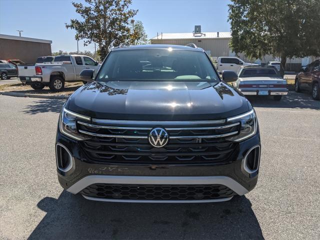 new 2025 Volkswagen Atlas car, priced at $43,175