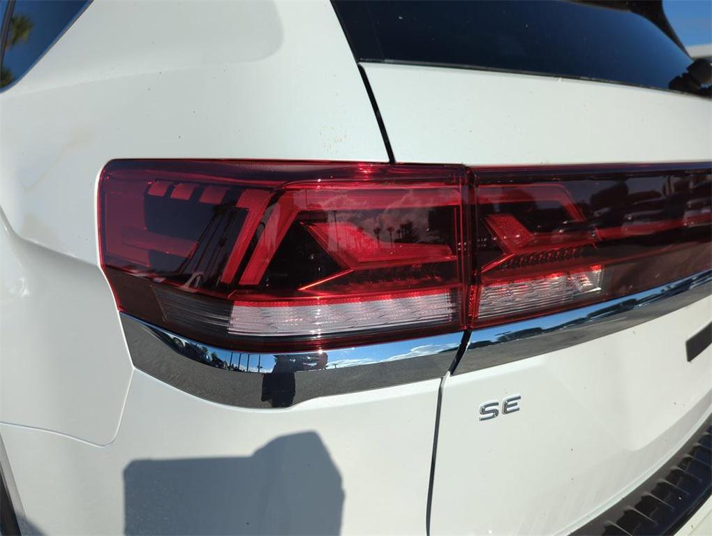 new 2026 Volkswagen Atlas car, priced at $45,785