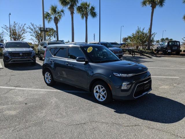 used 2022 Kia Soul car, priced at $14,881