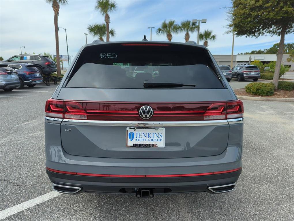 new 2026 Volkswagen Atlas car, priced at $45,998