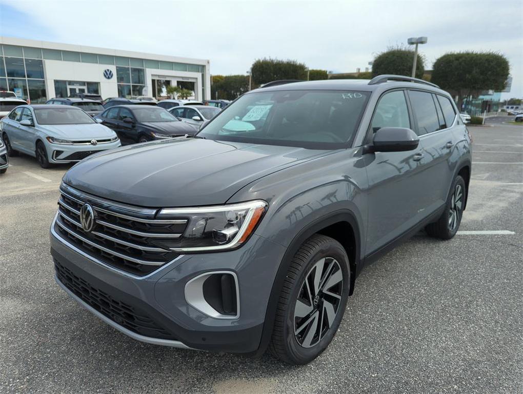new 2026 Volkswagen Atlas car, priced at $45,998
