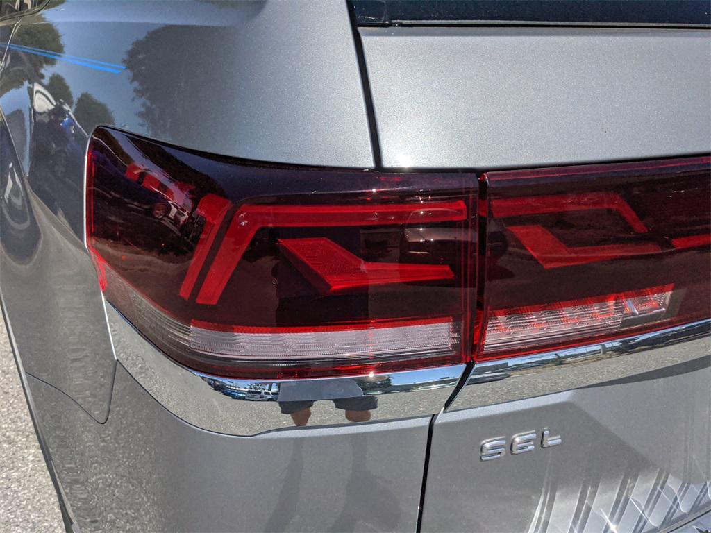 new 2025 Volkswagen Atlas car, priced at $51,689
