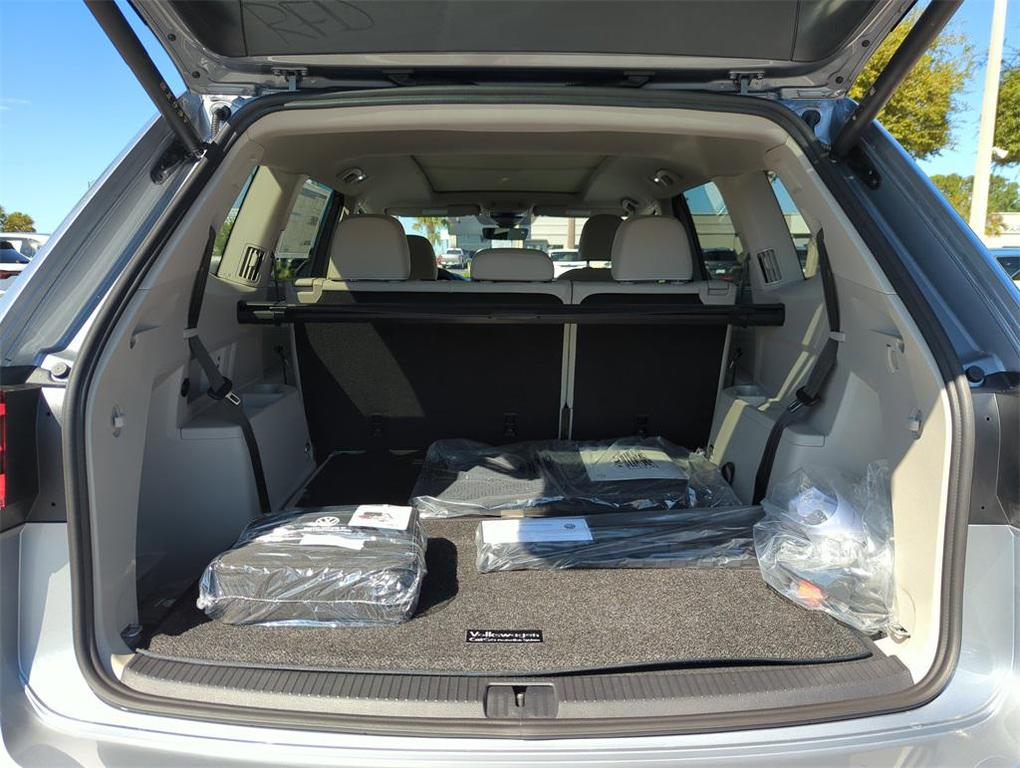 new 2026 Volkswagen Atlas car, priced at $55,998