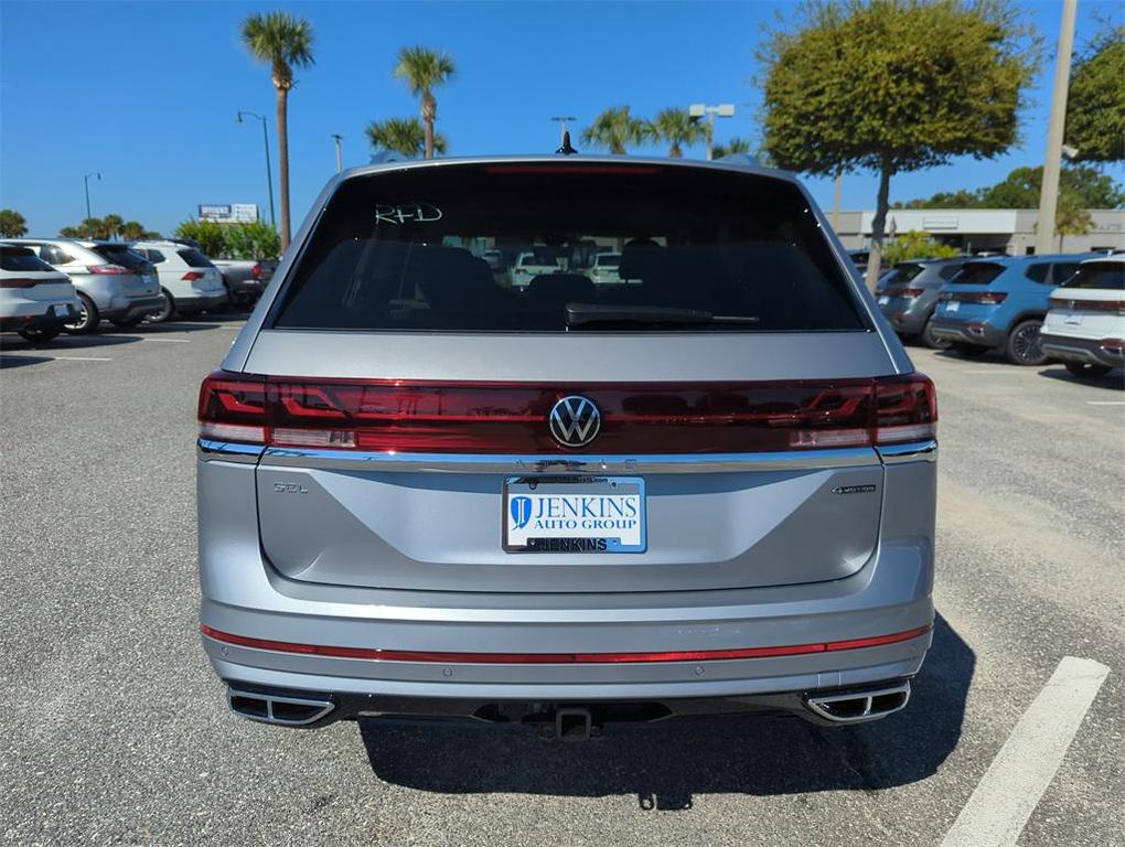new 2026 Volkswagen Atlas car, priced at $55,998