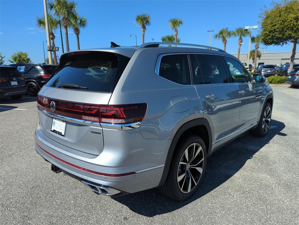 new 2026 Volkswagen Atlas car, priced at $55,998