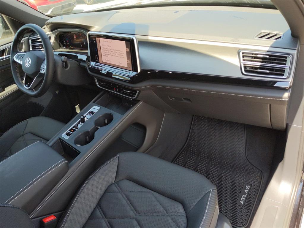 new 2025 Volkswagen Atlas Cross Sport car, priced at $35,637