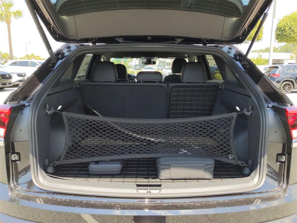 new 2025 Volkswagen Atlas Cross Sport car, priced at $35,637