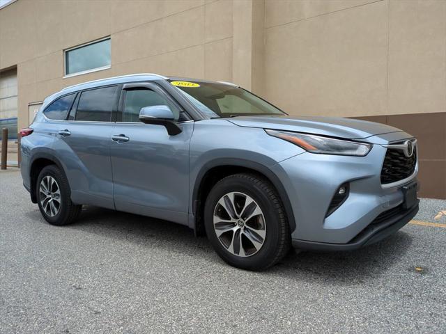 used 2021 Toyota Highlander car, priced at $31,851