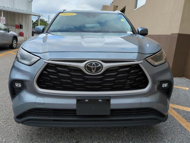 used 2021 Toyota Highlander car, priced at $31,851