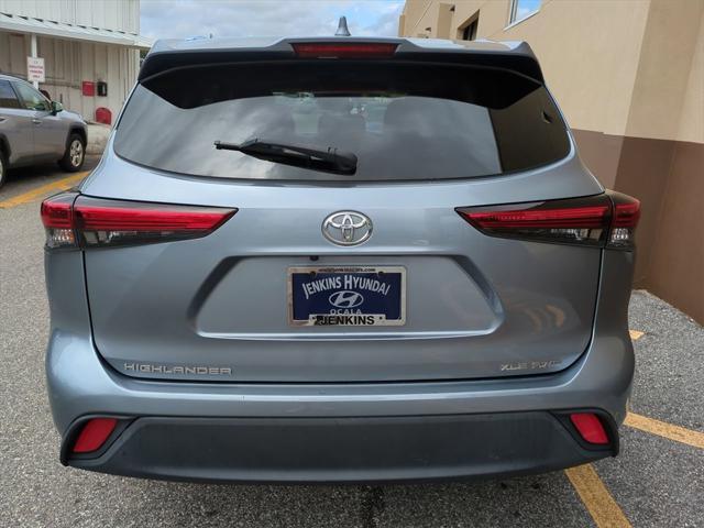 used 2021 Toyota Highlander car, priced at $31,851