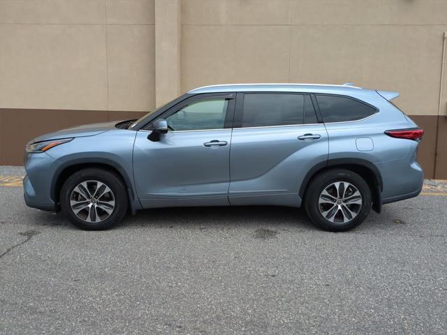 used 2021 Toyota Highlander car, priced at $31,851