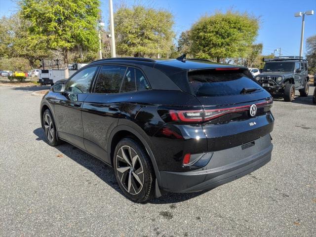 new 2025 Volkswagen ID.4 car, priced at $44,152