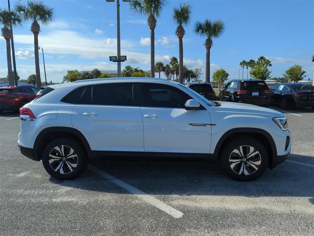 new 2026 Volkswagen Atlas Cross Sport car, priced at $39,931
