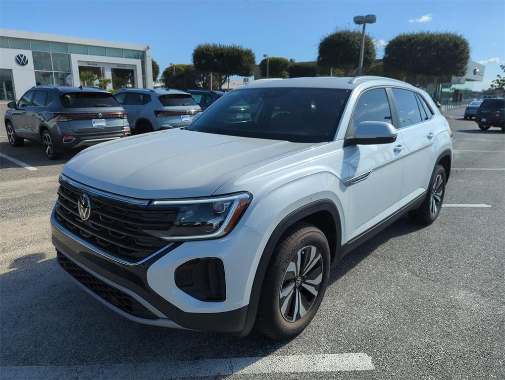 new 2026 Volkswagen Atlas Cross Sport car, priced at $39,931