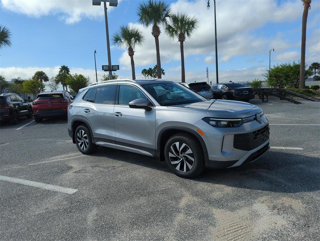 new 2026 Volkswagen Tiguan car, priced at $32,251