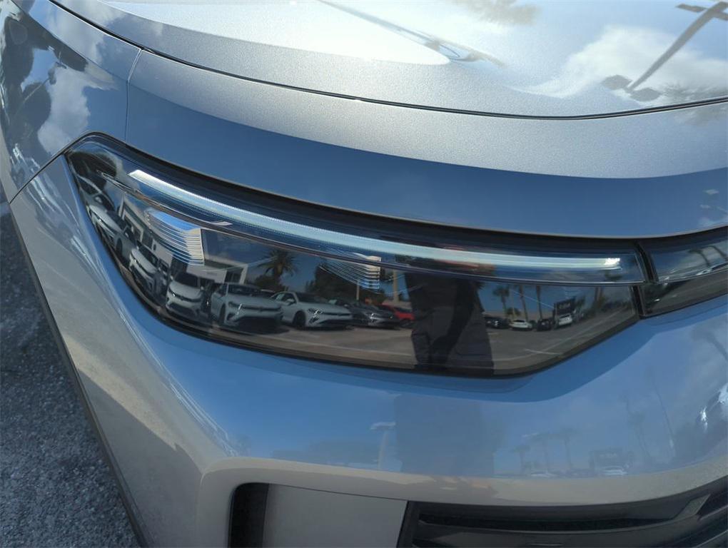 new 2026 Volkswagen Tiguan car, priced at $32,251