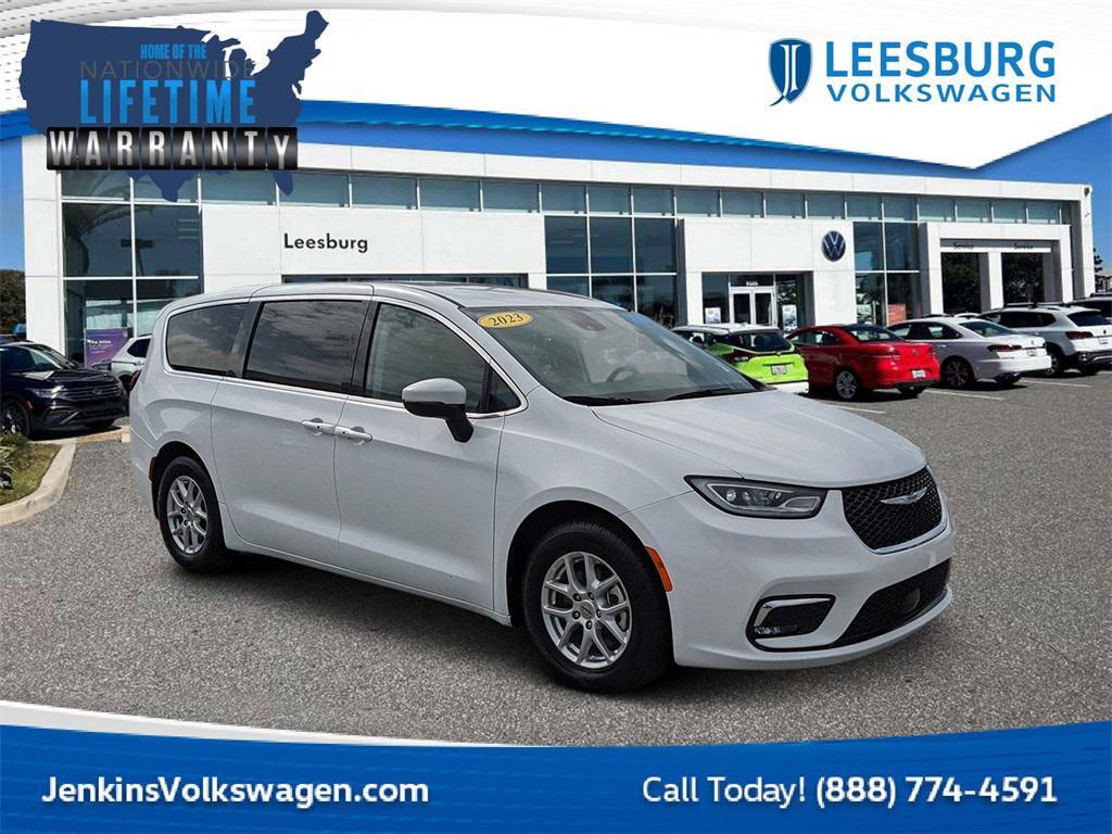 used 2023 Chrysler Pacifica car, priced at $23,787