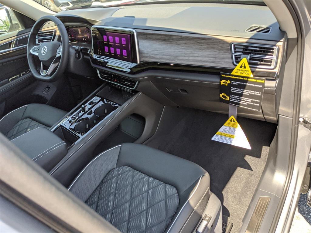 new 2025 Volkswagen Atlas car, priced at $51,729