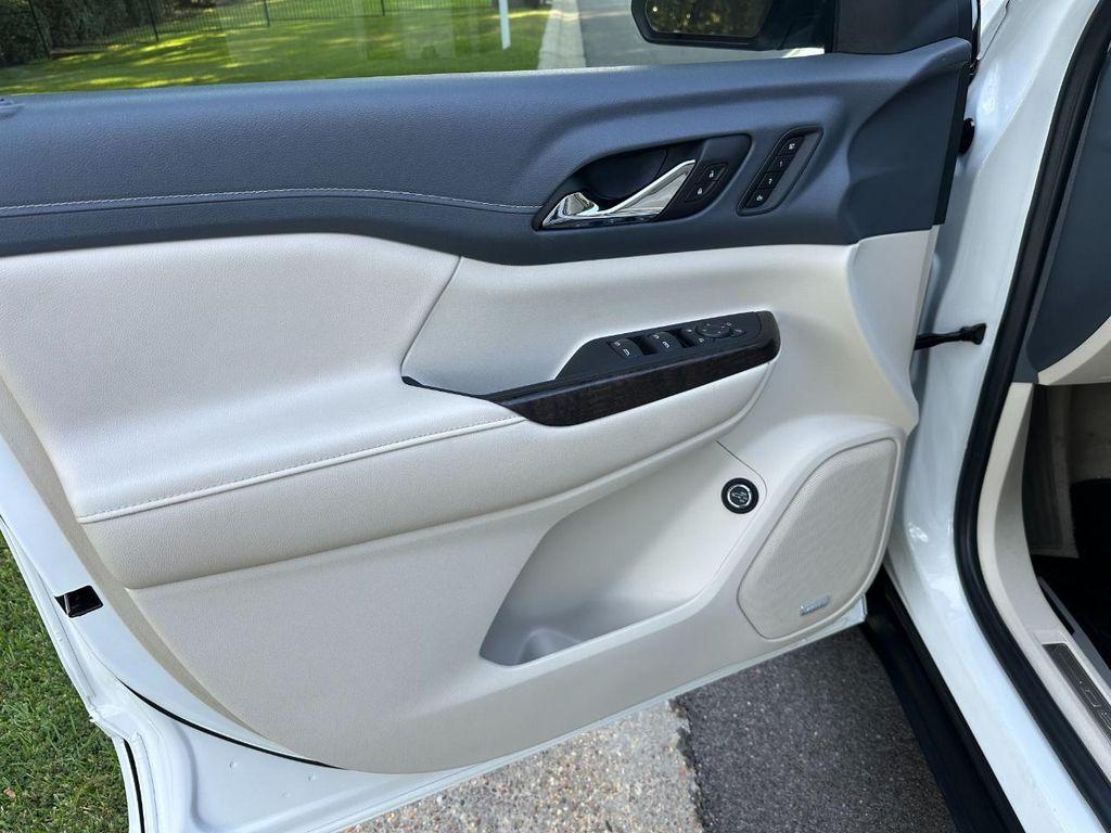 used 2022 GMC Acadia car, priced at $34,600