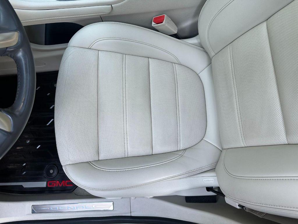 used 2022 GMC Acadia car, priced at $34,600