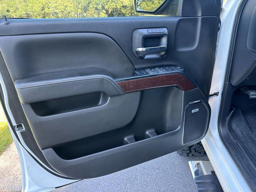 used 2018 GMC Sierra 1500 car, priced at $35,900