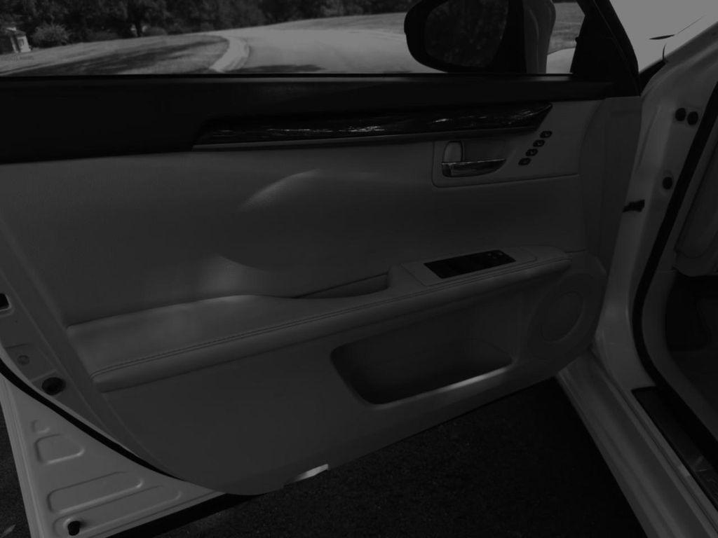 used 2015 Lexus ES 350 car, priced at $18,900