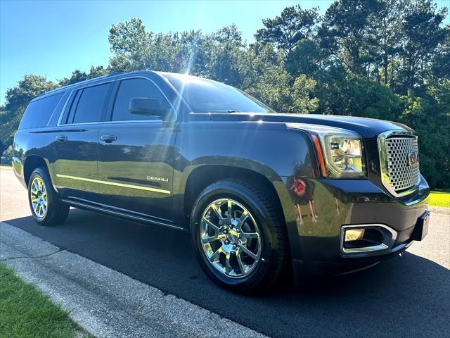 used 2017 GMC Yukon XL car, priced at $31,900