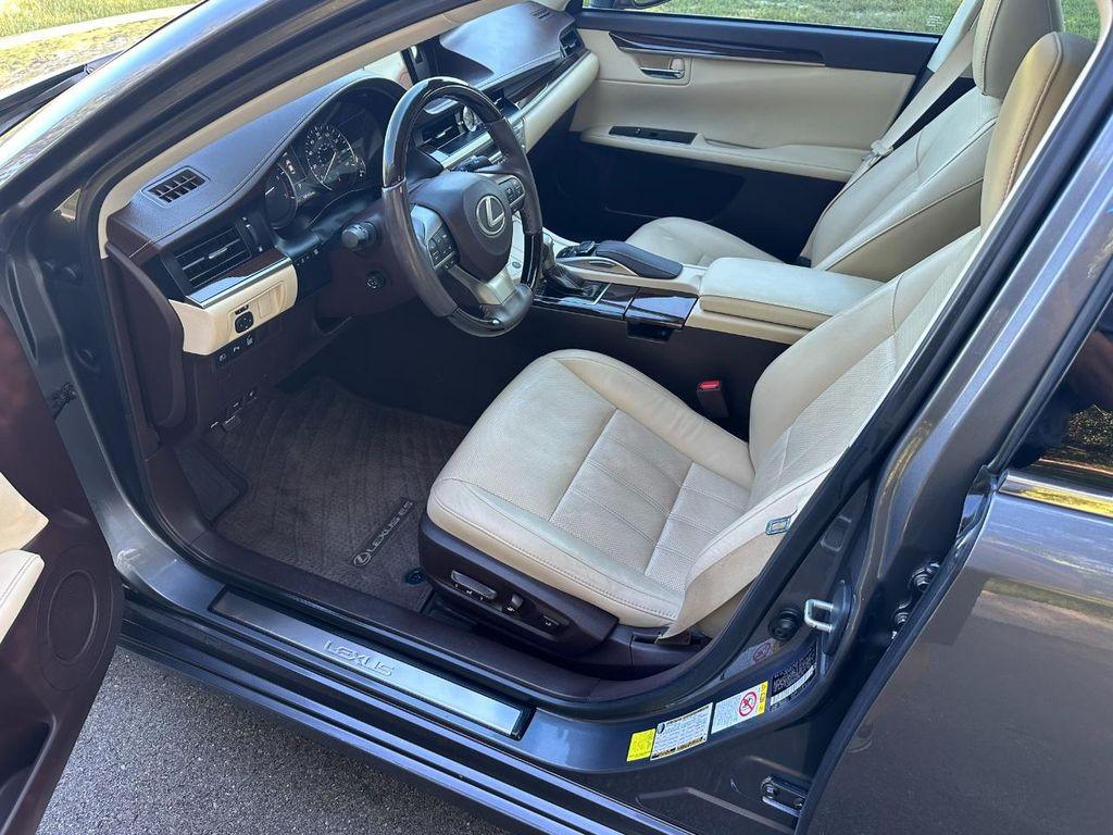 used 2017 Lexus ES 350 car, priced at $27,500
