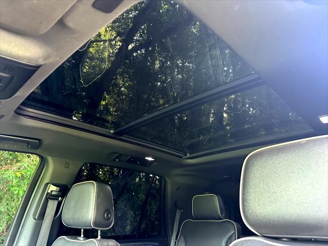 used 2022 GMC Yukon car, priced at $52,900