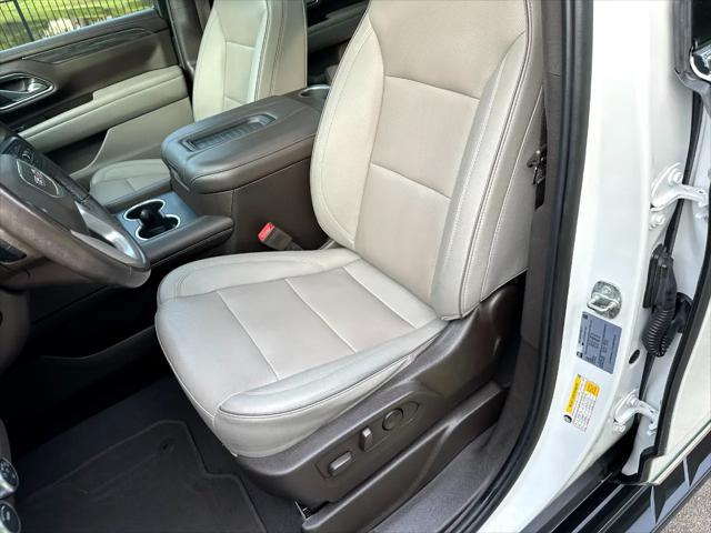 used 2022 GMC Yukon XL car, priced at $58,900
