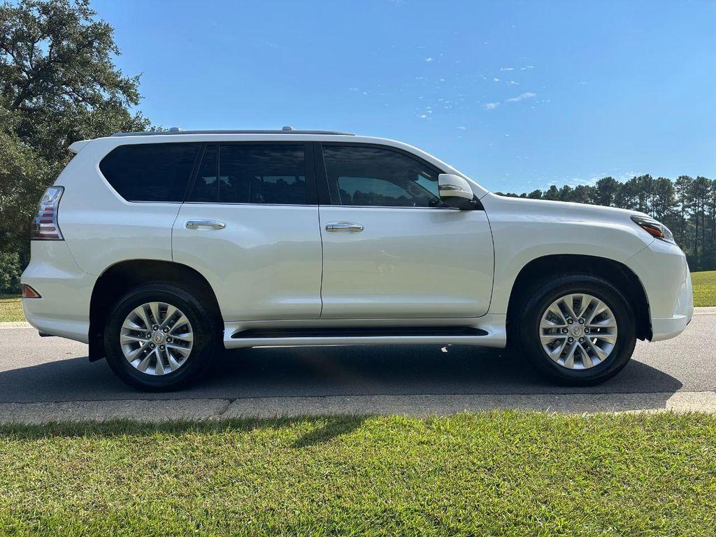 used 2022 Lexus GX 460 car, priced at $49,900