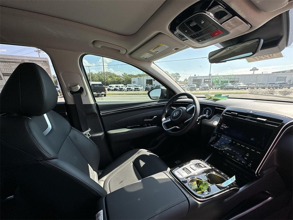new 2024 Hyundai TUCSON Hybrid car, priced at $41,775