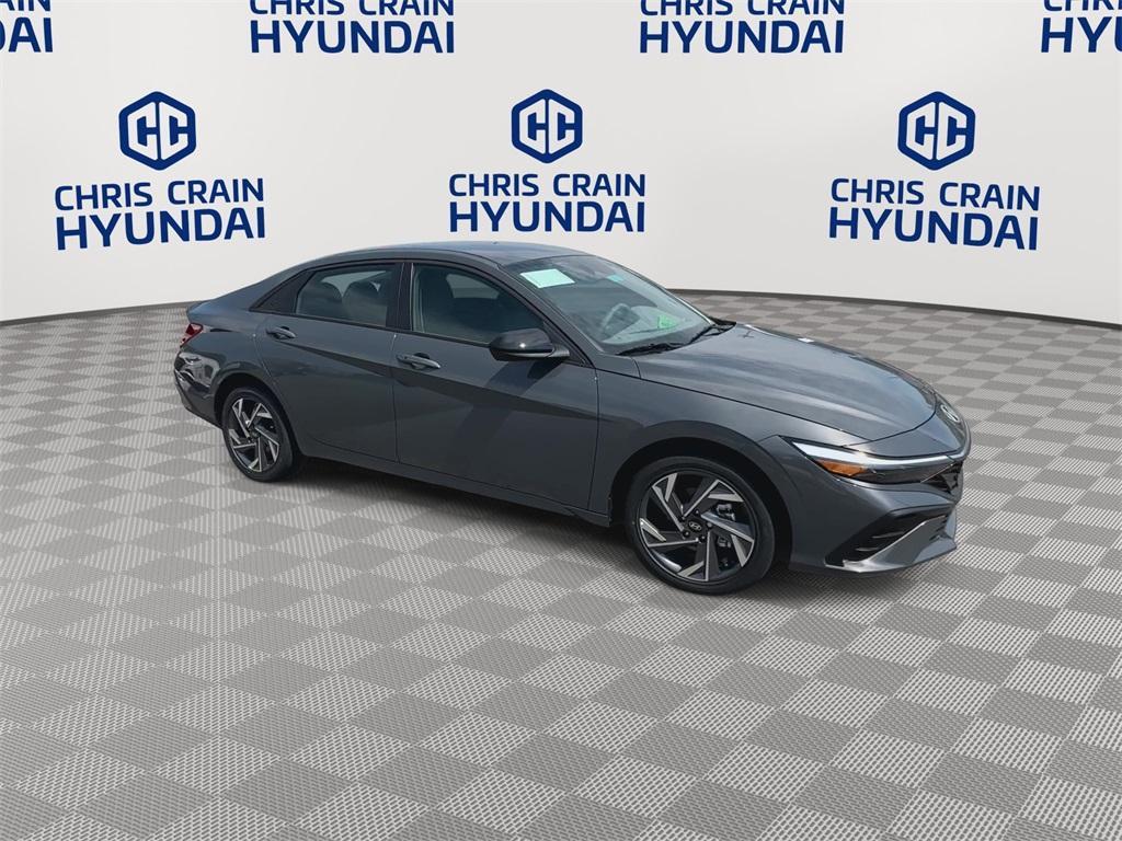 new 2025 Hyundai ELANTRA HEV car, priced at $26,310