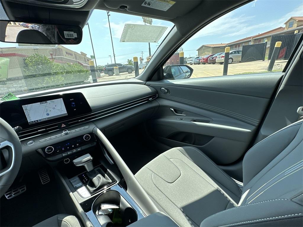 new 2025 Hyundai ELANTRA HEV car, priced at $26,310