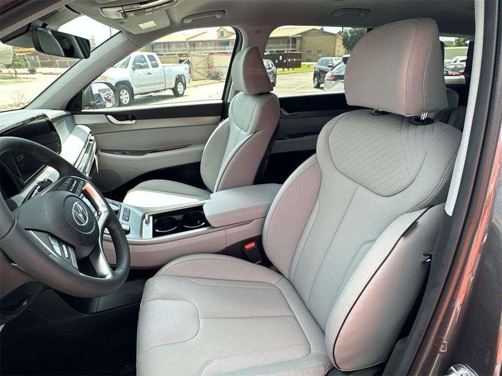 new 2025 Hyundai Palisade car, priced at $39,819