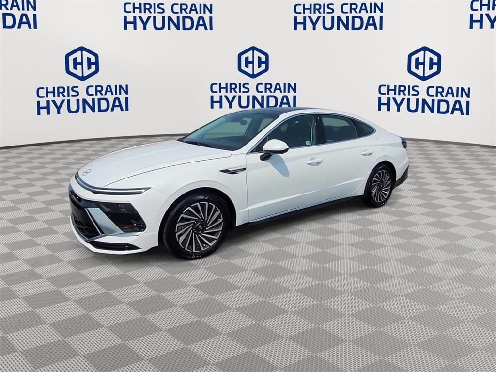 new 2024 Hyundai Sonata Hybrid car, priced at $38,305