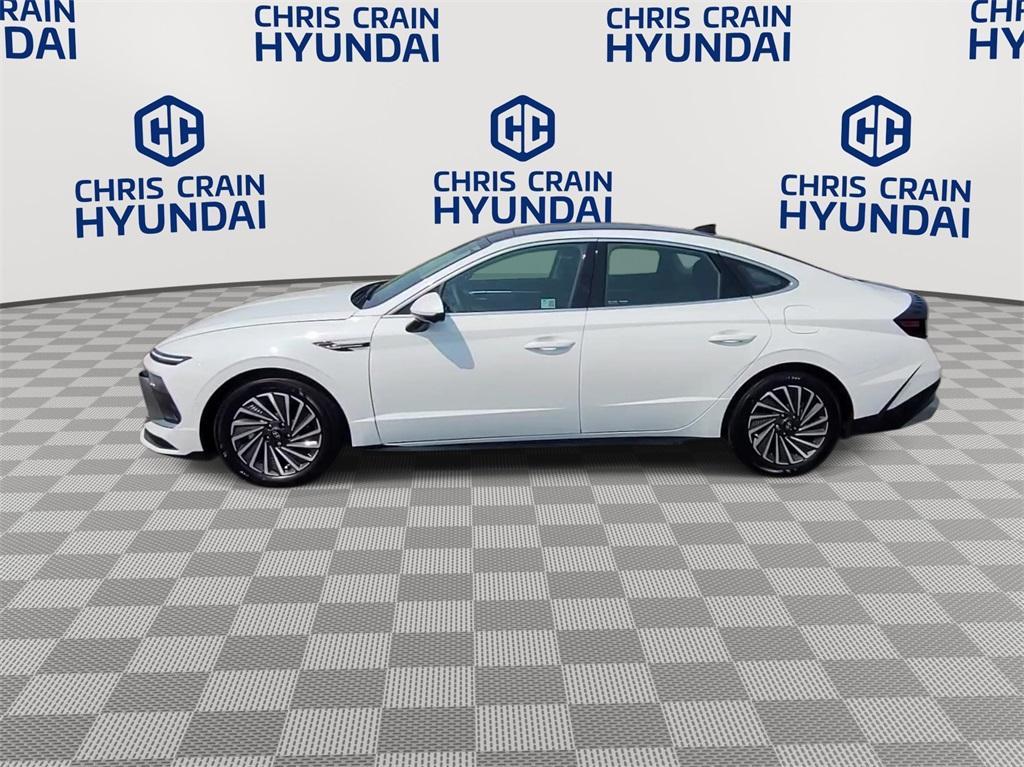 new 2024 Hyundai Sonata Hybrid car, priced at $38,305